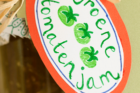 label om weckpot met opschrift groene tomatenjam